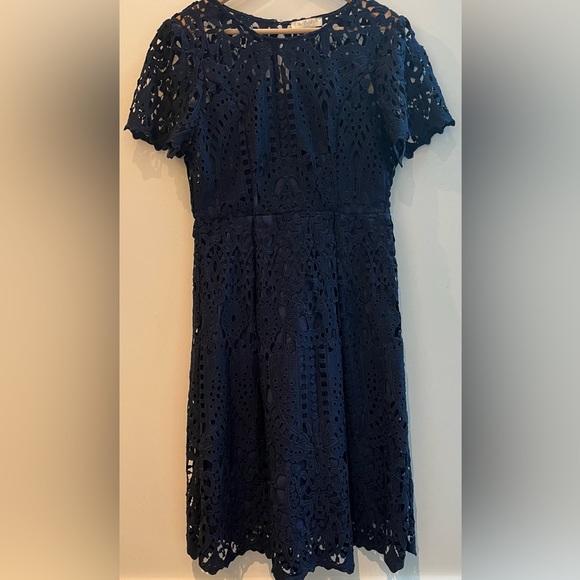 Anthropologie Eri + Eli Navy Eyelet Lace Dress Short Sleeve A-Line Size Med - Picture 3 of 12